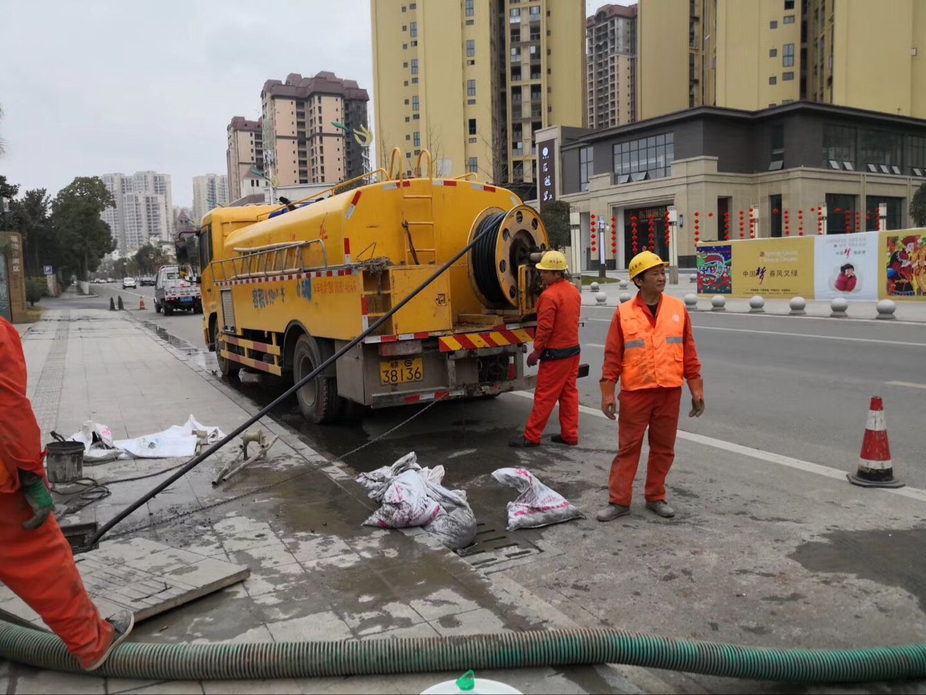 沙坡头排污管道清淤-管道清洗